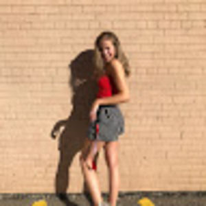 Meet your Posher, Avery